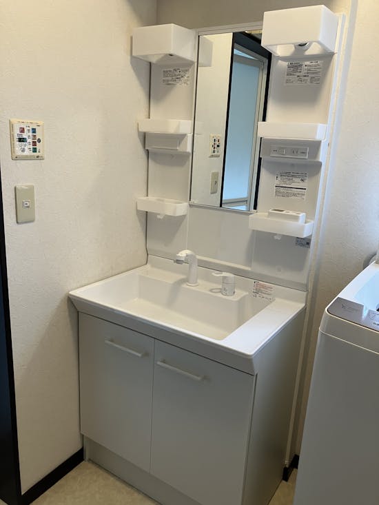 工事後 群馬県のお客様のトイレ+洗面化粧台工事