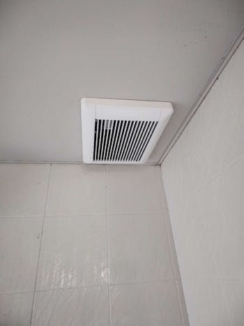 福島県いわき市のお客様の浴室換気扇交換工事