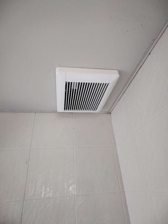 工事後 福島県いわき市のお客様の浴室換気扇交換工事