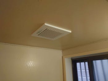 愛知県名古屋市のお客様の換気扇交換工事