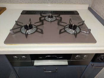 静岡県静岡市のお客様のビルトインコンロ交換工事
