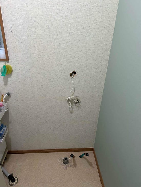 工事前　東京都八王子市のお客様の洗面化粧台交換工事