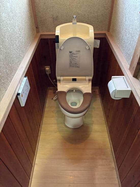 工事前　茨城県大子町のお客様のトイレ交換工事