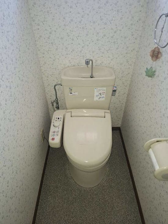 工事前　宮城県大崎市のお客様のトイレ、水栓交換工事