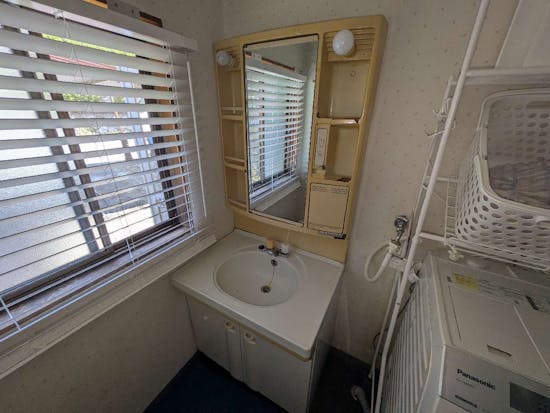 工事前　静岡県静岡市のお客様の洗面化粧台交換工事