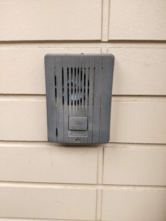 工事前　千葉県市原市のお客様のドアホン交換工事