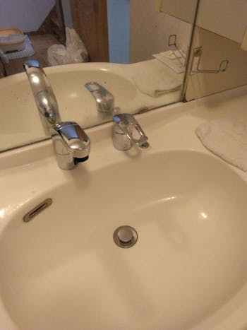 神奈川県三浦市のお客様の洗面台水栓交換工事