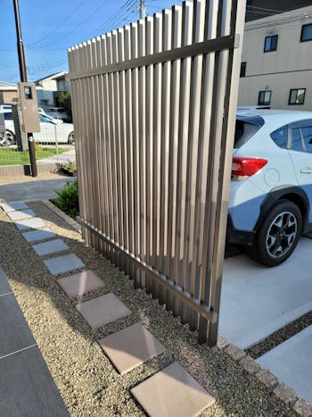 茨城県のお客様の目隠しフェンス設置工事　具体的な工事内容1