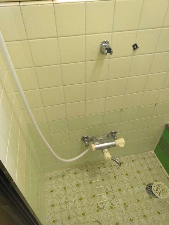 工事前　東京都八王子市のお客様の浴室水栓交換工事