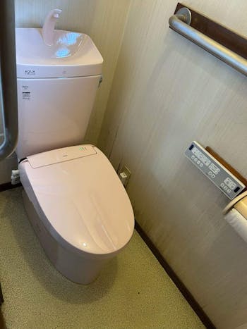 神奈川県相模原市のお客様のLIXILトイレパック交換工事 
