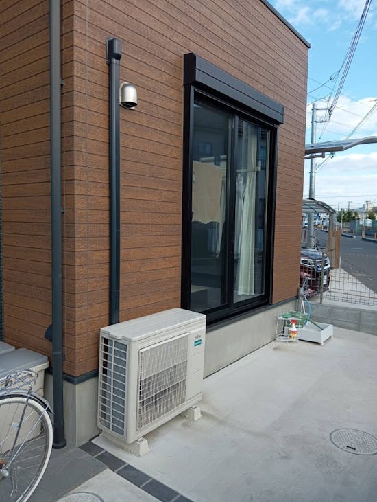 工事前 埼玉県北葛飾郡のお客様のテラス屋根設置工事