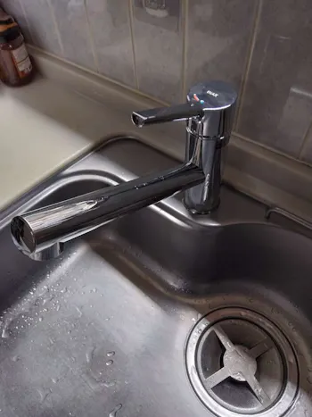 東京都立川市のお客様のキッチン水栓交換工事