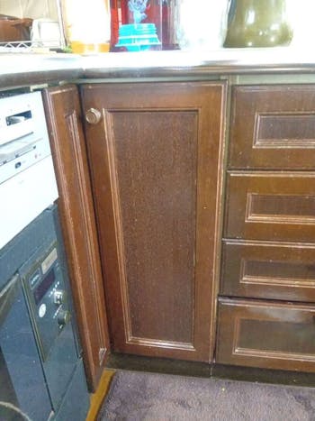 千葉県千葉市のお客様の丁番交換工事