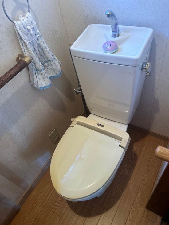 工事前　福島県相馬市のお客様のアメージュトイレ工事