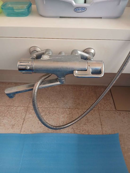 工事前　茨城県龍ヶ崎市の浴室水栓交換工事