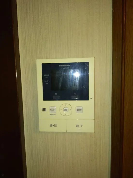 工事前　埼玉県入間市のお客様のドアホン交換工事