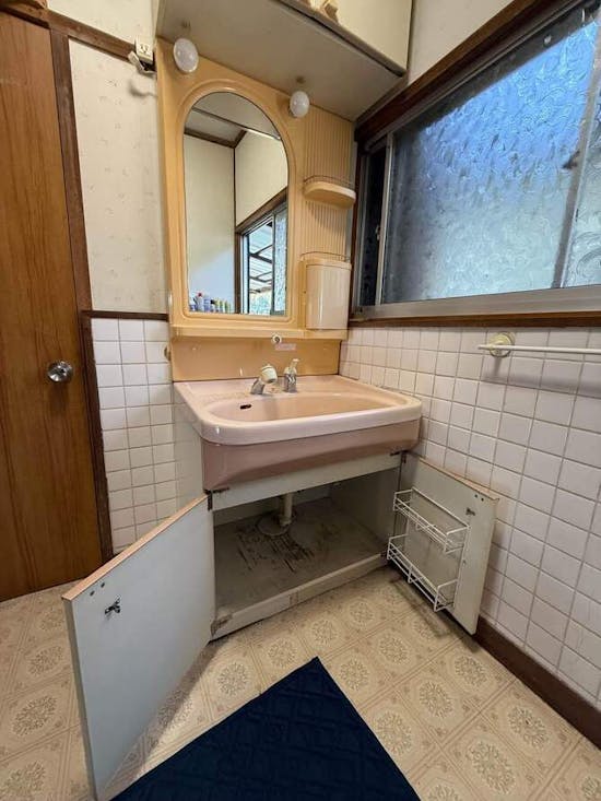 工事前　栃木県塩谷郡のお客様のLIXILV1・750工事