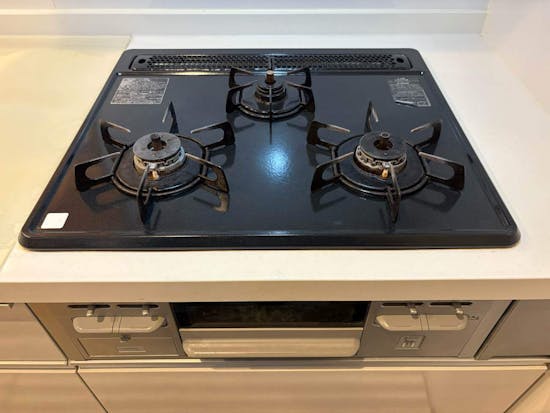 工事前　
神奈川県大和市のお客様のビルトインコンロ交換工事 