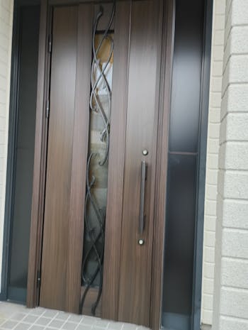 高崎市のお客様の玄関ドア工事　具体的な工事内容1