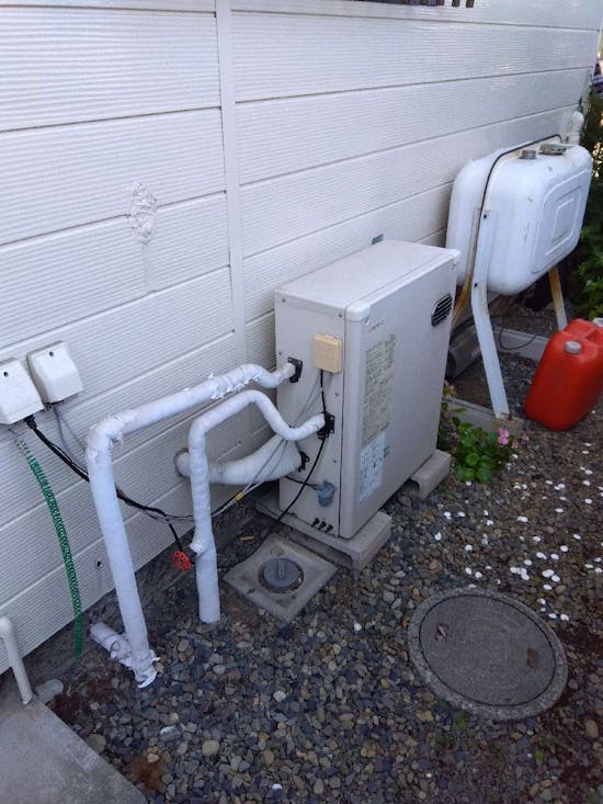 工事前　東京都昭島市のお客様の給湯器交換工事