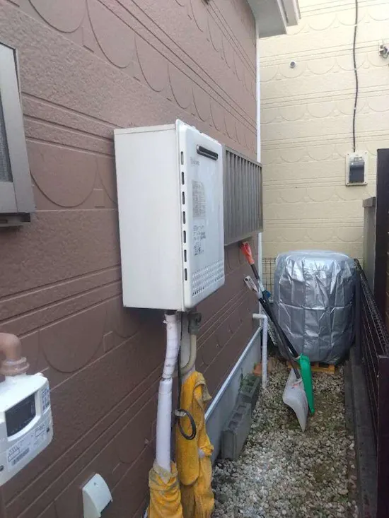 工事前　東京都八王子市のお客様の給湯器交換工事