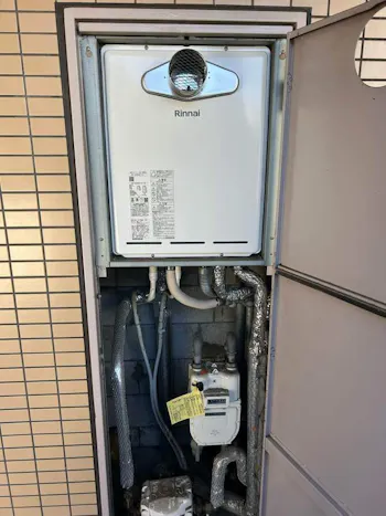 東京都羽村市のお客様のガス給湯器交換工事