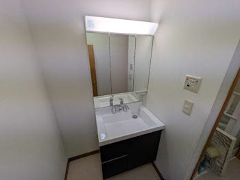 静岡県御殿場市のお客様の洗面化粧台交換工事