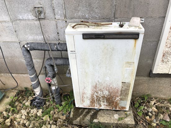 工事前　市原市のお客様の石油給湯器工事