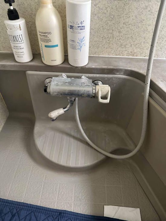 工事前　東京都八王子市のお客様の浴室水栓工事 