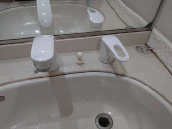 愛知県名古屋市のお客様の洗面台混合水栓交換工事