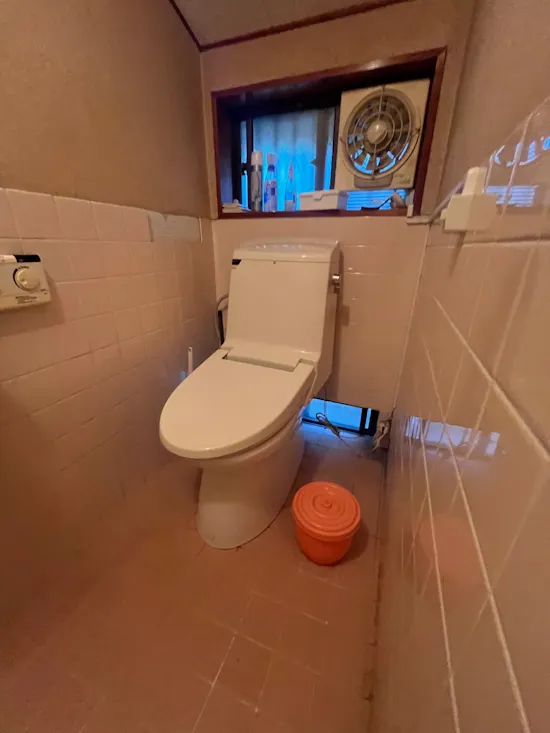 工事前　愛知県大府市のお客様の便器交換・内装改装 工事 