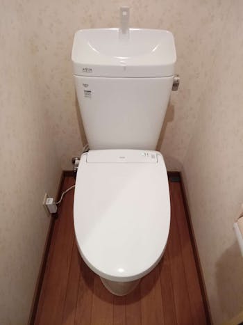 東京都福生市のお客様のアメージュ便器＋シャワ－トイレ交換工事