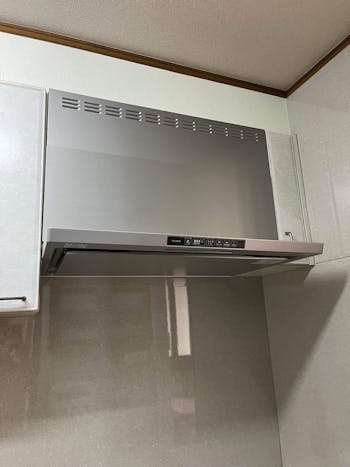 埼玉県久喜市のお客様のレンジフード交換工事