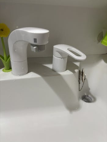 埼玉県のお客様の洗面化粧台水栓交換工事