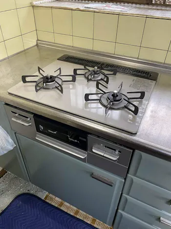 埼玉県川越市のお客様のﾋﾞﾙﾄｲﾝｺﾝﾛ交換工事