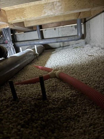 埼玉県鴻巣市のお客様の床下上水管水漏れ補修工事