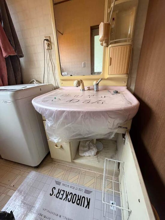 工事前　埼玉県深谷市のお客様の洗面化粧台交換工事