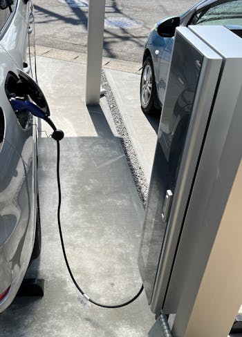 栃木県のお客様の電気自動車充電スタンド設備設置工事　具体的な工事内容1
