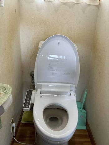 群馬県佐波郡玉村町のお客様の便座交換工事
