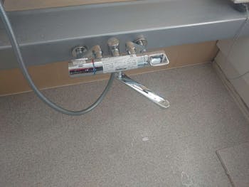 愛知県豊田市の浴室混合栓交換工事