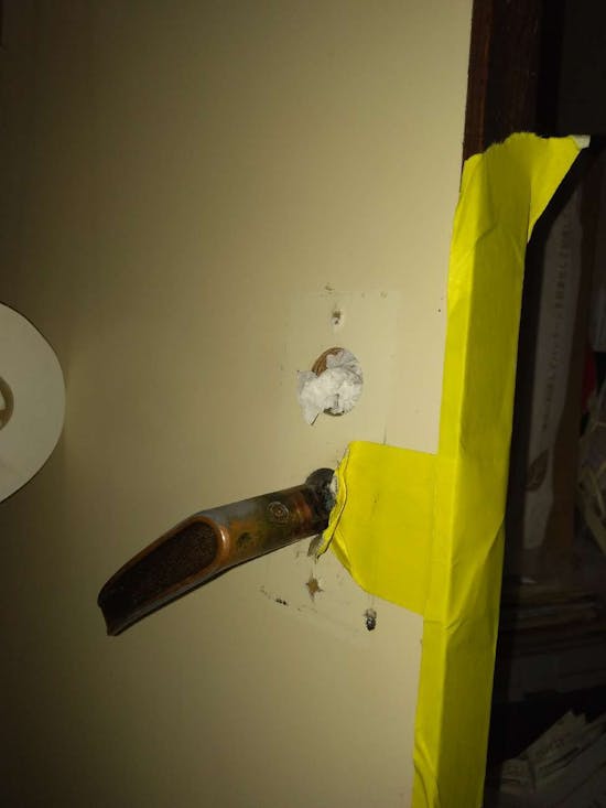 工事前　東京都青梅市のお客様のトイレドアノブ交換工事