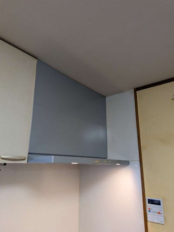 東京都羽村市のお客様のレンジフード取替工事