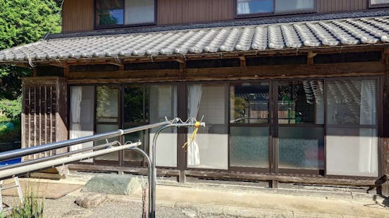 工事前　三重県いなべ市藤原町篠立のお客様の雨戸設置工事