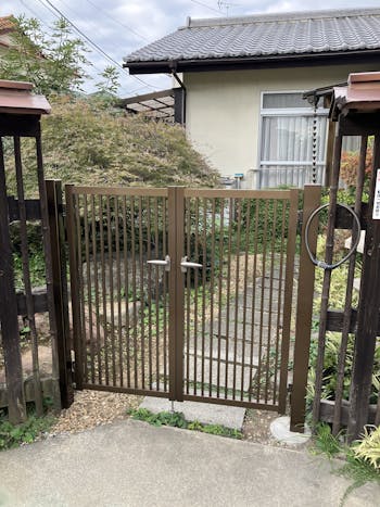 前橋市のお客様の門扉設置工事