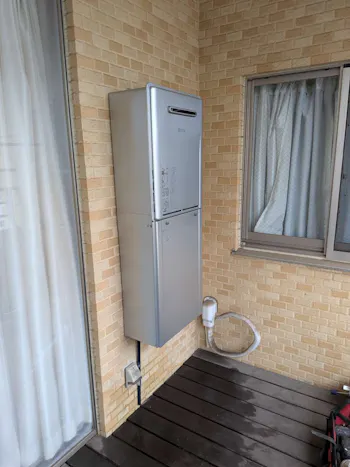 東京都東大和市のお客様の給湯器交換工事