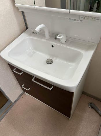 東京都八王子市のお客様の洗面化粧台工事　具体的な工事内容3