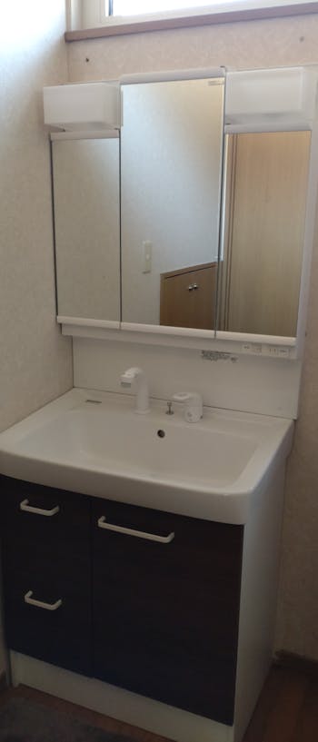 群馬県のお客様の洗面化粧台取付工事