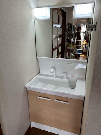 神奈川県厚木市のお客様の洗面化粧台交換工事