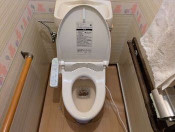 静岡県静岡市のお客様の便座交換工事　具体的な工事内容2