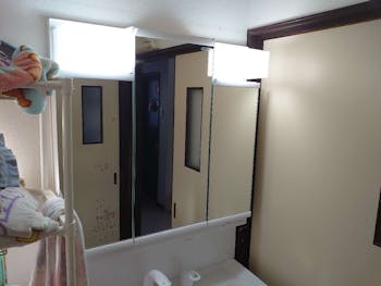 愛知県豊田市のお客様の洗面化粧台取替工事　具体的な工事内容1